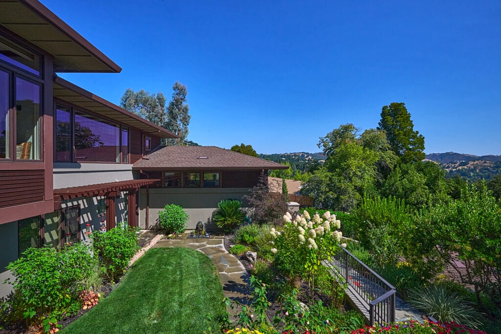 Landscaping Portfolio 2 Landscaping Portfolio Landscaping Portfolio Landscaping Portfolio